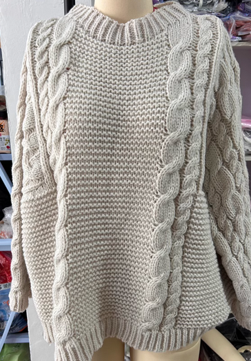 Grace | Cable Knit Sweater with Long Sleeves